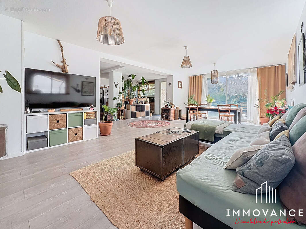 Maison à SAINT-GEORGES-D'ORQUES