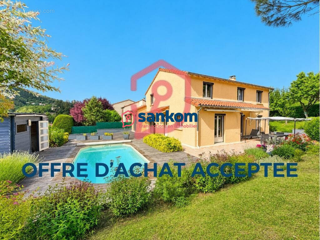 Maison à ESPALY-SAINT-MARCEL