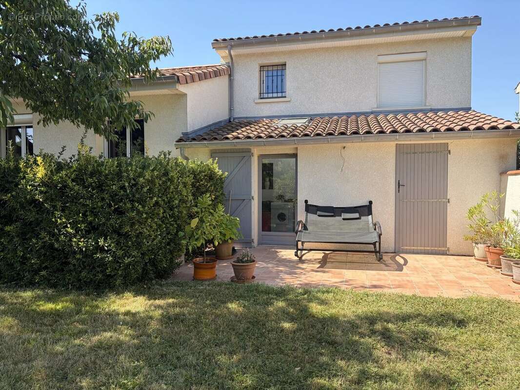 Maison à SALIES