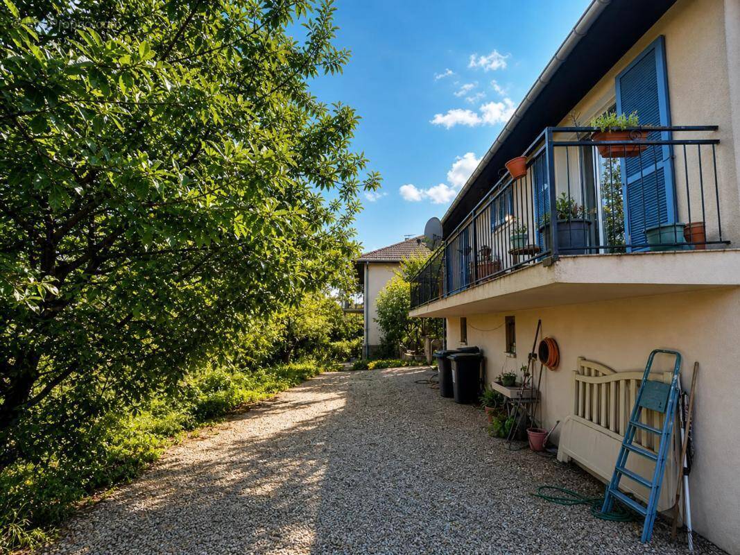 Maison à CHAMPAGNEY