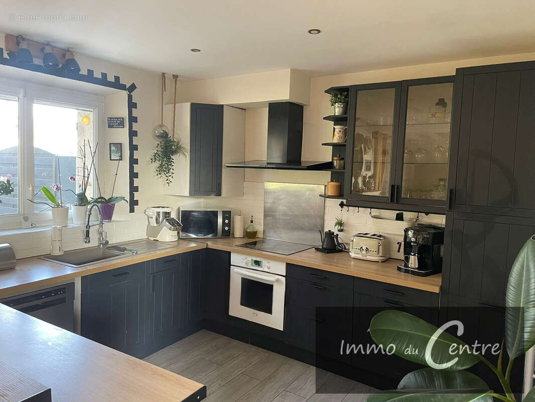 Maison à MONTMIRAIL