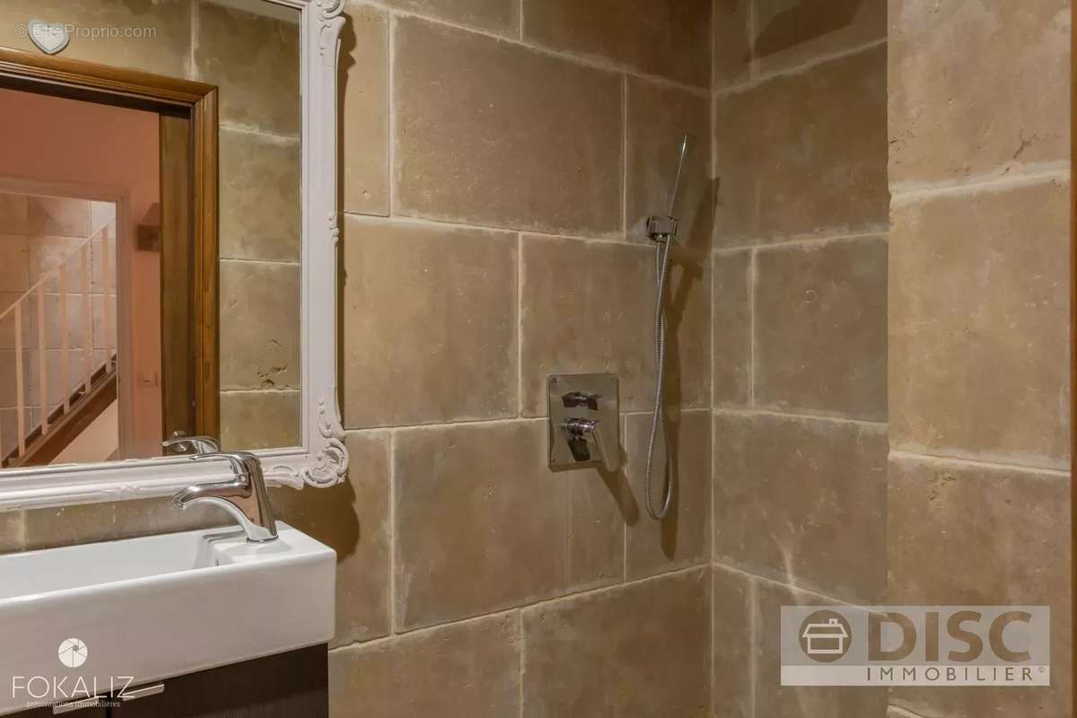 Appartement à SAINT-ANTONIN-NOBLE-VAL