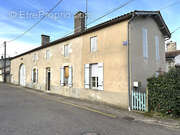 Maison à SAINTE-BAZEILLE