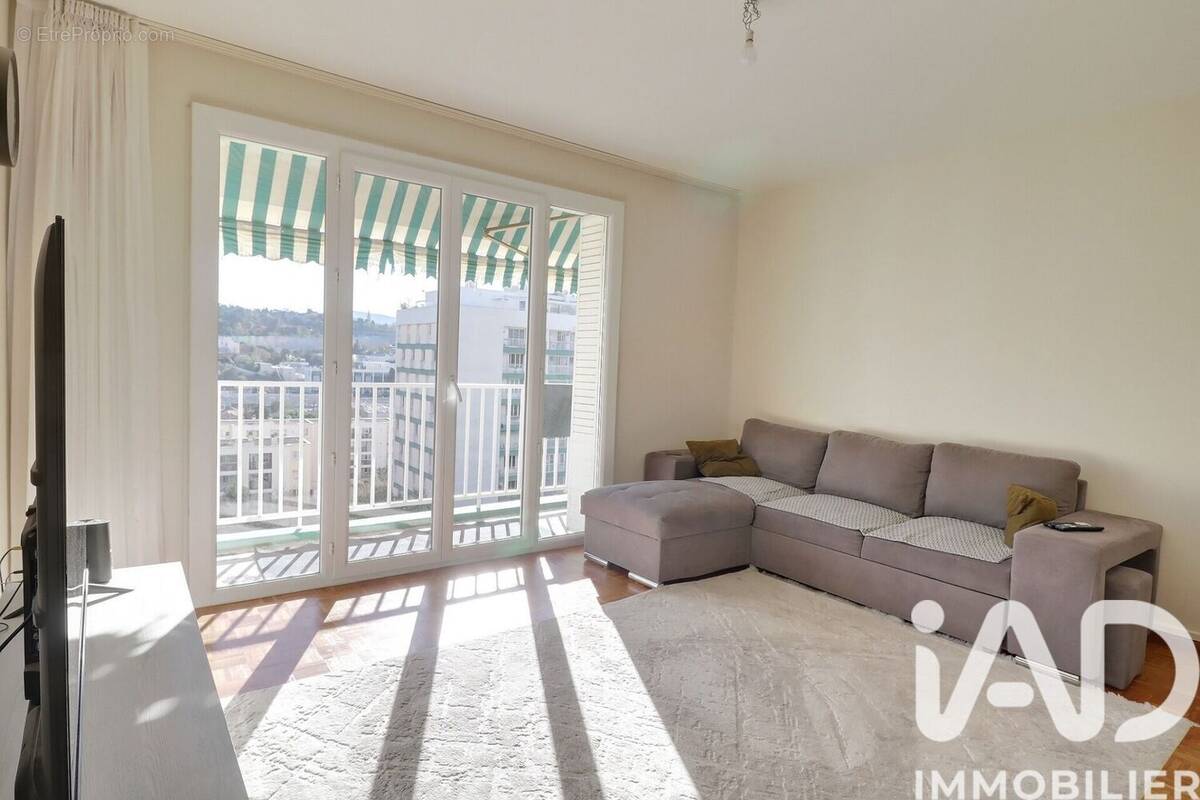 Photo 1 - Appartement à MARSEILLE-13E