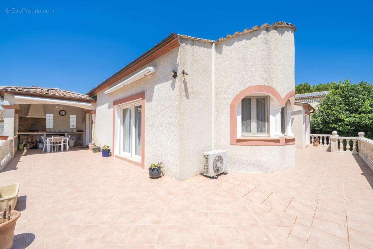Villa plain pied 4 pièces - 116 m² - Candillargues - photo 11