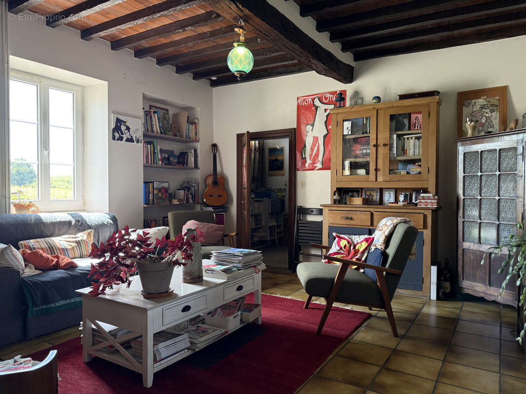 Maison à CASSAIGNE