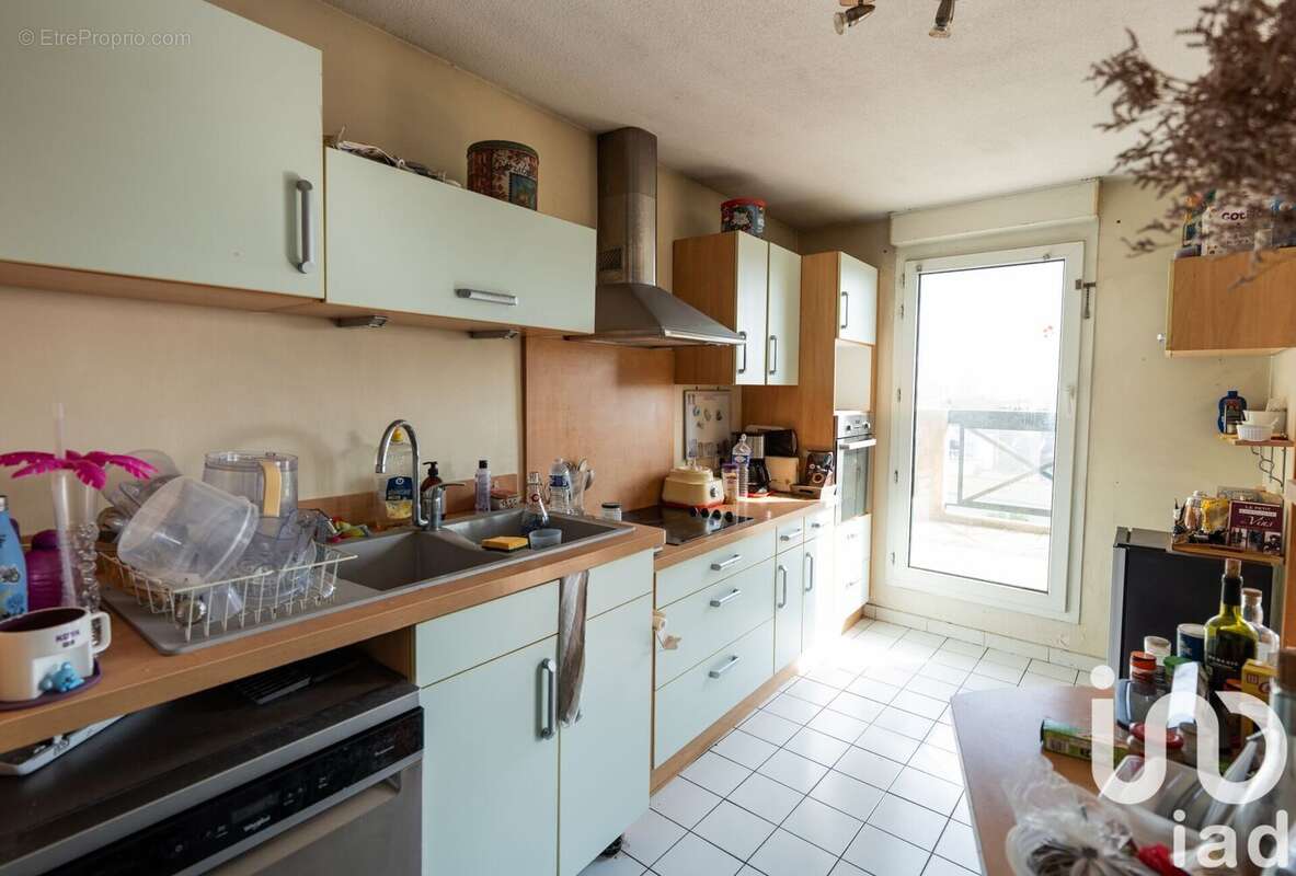 Photo 5 - Appartement à LYON-8E