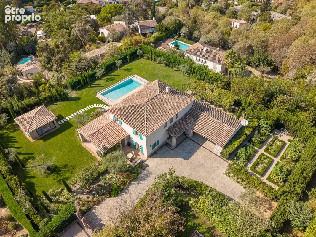 EXCLUSIVITE St Paul de Vence - Magnifique propriété située proche du village - photo 3
