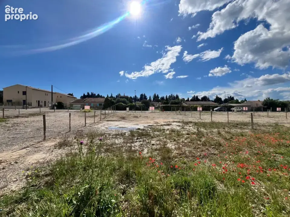 Terrain 450 m² à vendre à Saint-Etienne-Du-Gres (13103) - photo 3