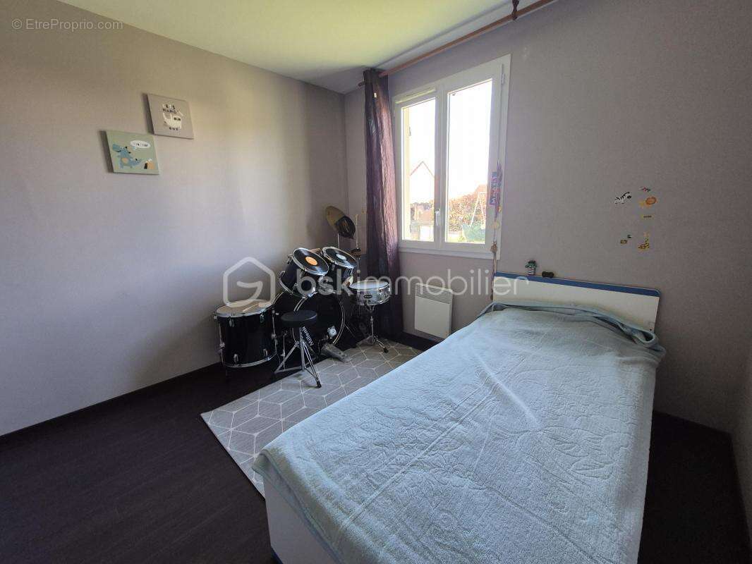 Maison à POILLY-LEZ-GIEN