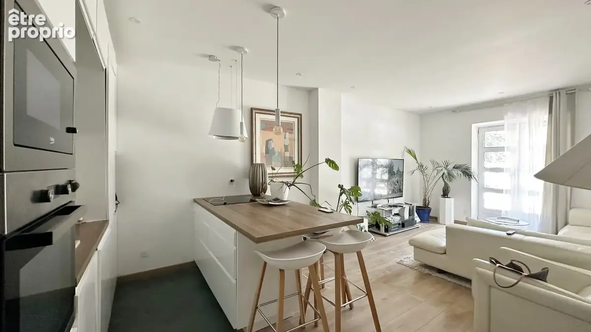 Appartement dans une résidence de prestige à vendre à Hossegor  T3 rénové avec terrasse, canal, parking, entre lac et océan - photo 4