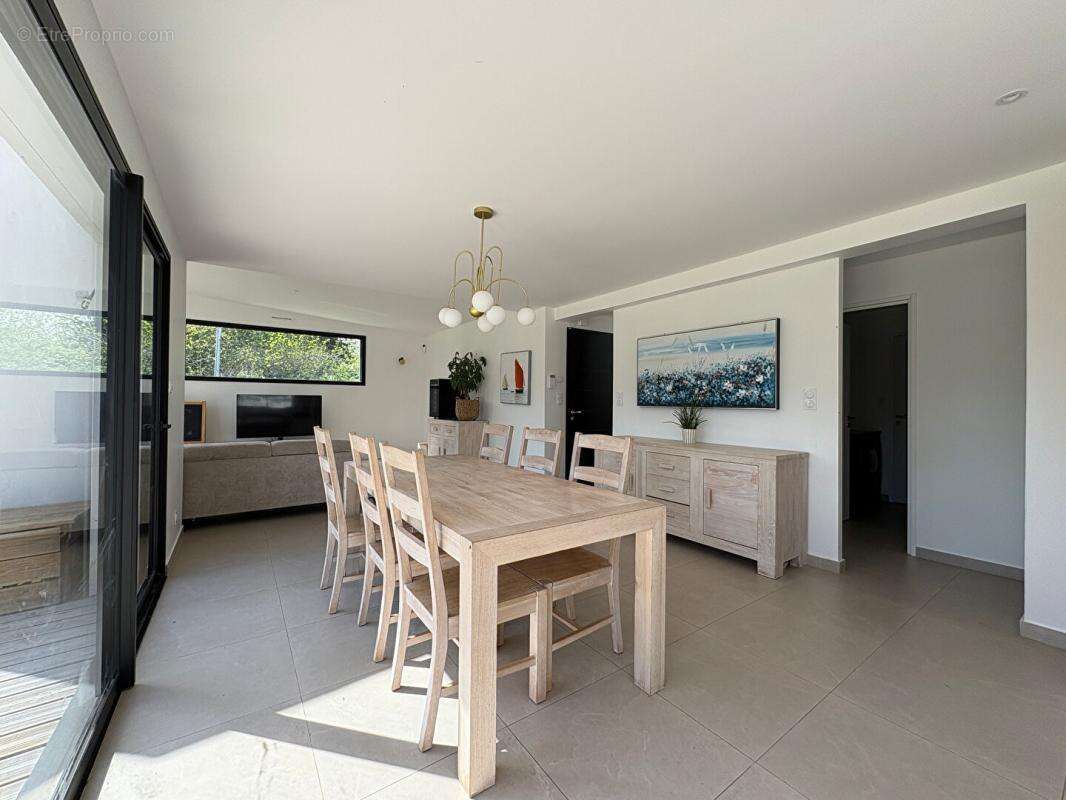 A vendre RIEC SUR BELON (29340) Maison 6 pièces 4 chambres 119 m2 - photo 5