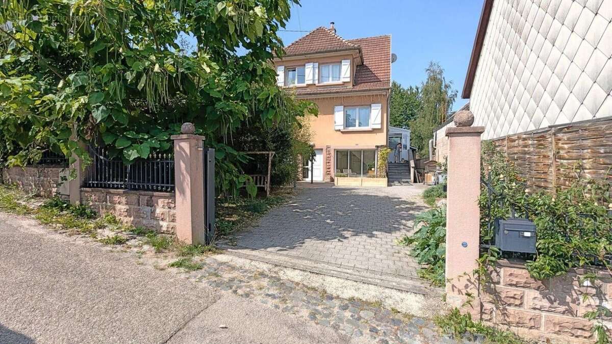 Appartement à VILLE