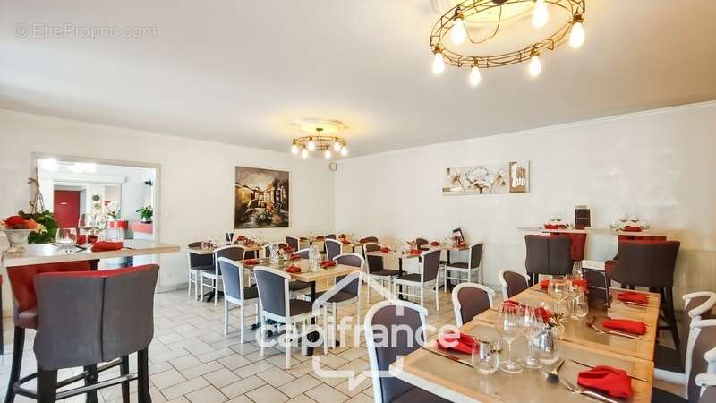 Fonds de commerce Hôtel-Restaurant à vendre CASTELJALOUX (47) - photo 17