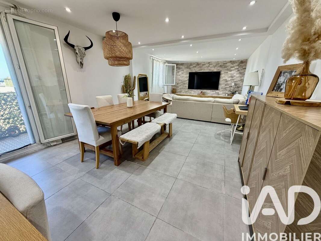 Photo 2 - Appartement à MARSEILLE-10E