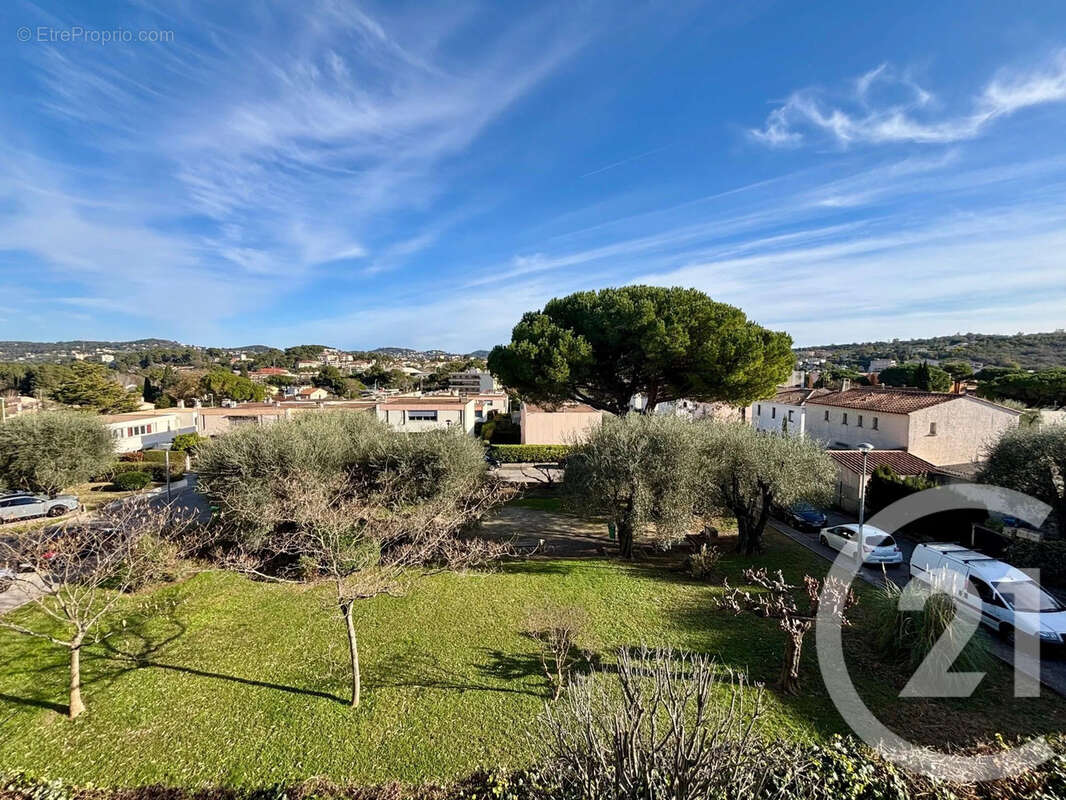 Appartement à LE CANNET