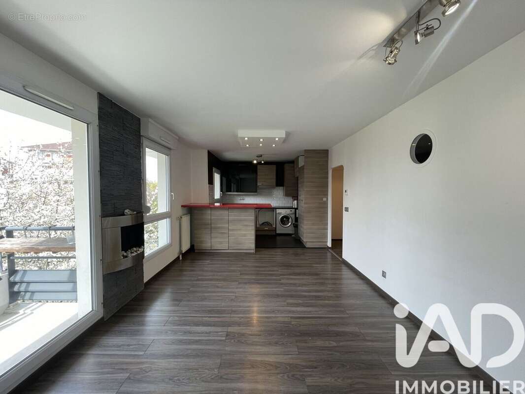Photo 4 - Appartement à VILLENEUVE-LA-GARENNE