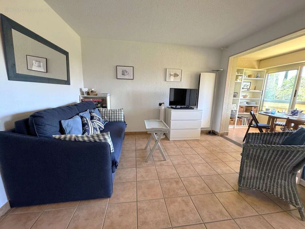Appartement à LA LONDE-LES-MAURES