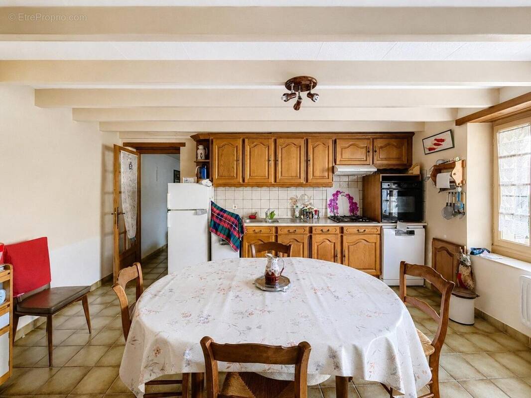 Photo 1 - Maison à CELLEFROUIN