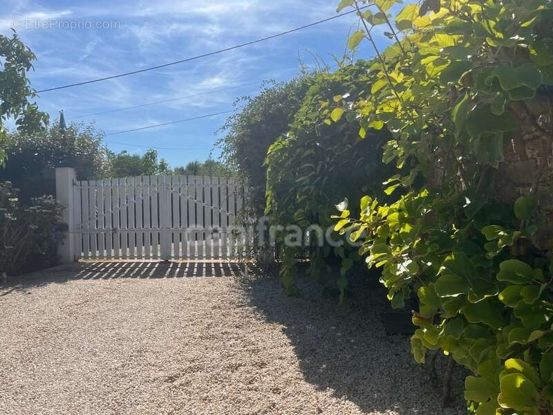 Propriété avec dépendances au coeur d’un jardin paysager– 230 m² habitables – À 10 min des plages des Sables-d'Olonne - photo 38