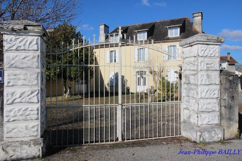 Maison à BENEJACQ