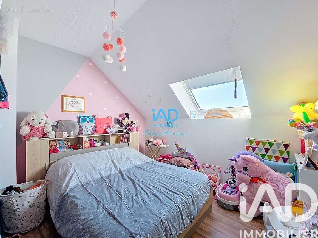 Maison 113 m² à Tournan-En-Brie  - photo 8