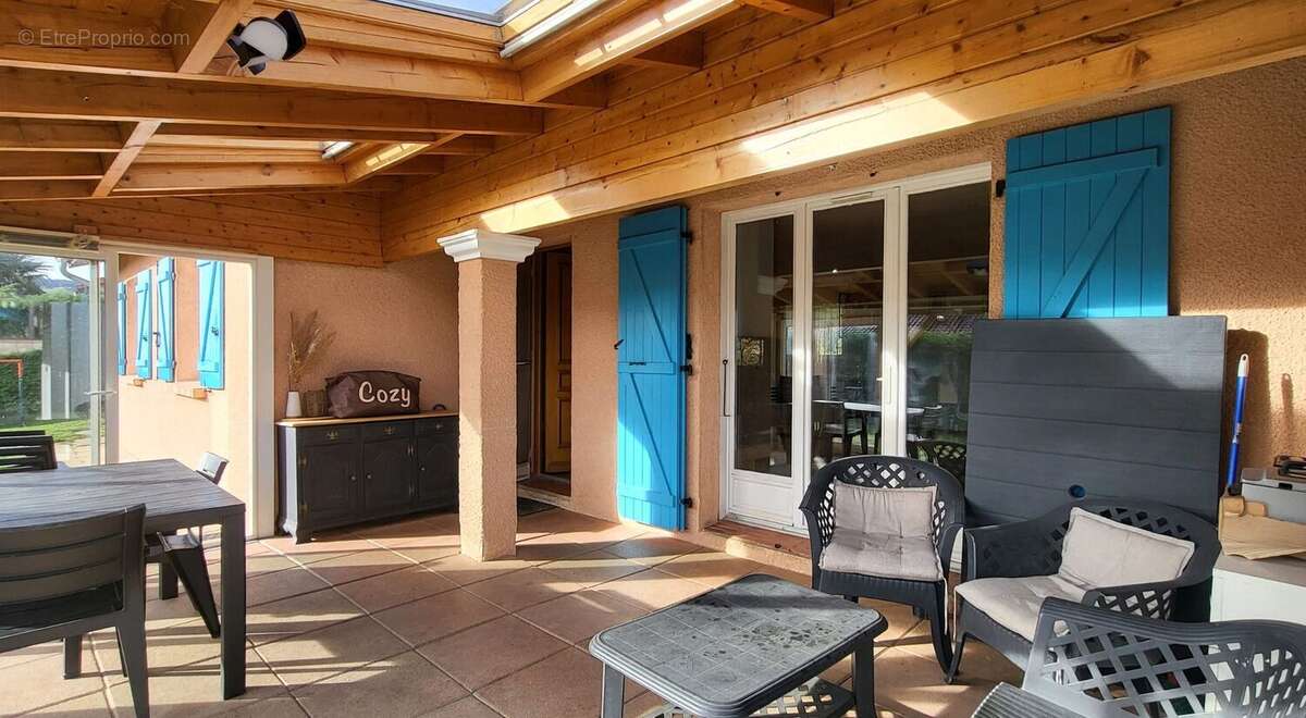 Maison à PONTCHARRA-SUR-TURDINE