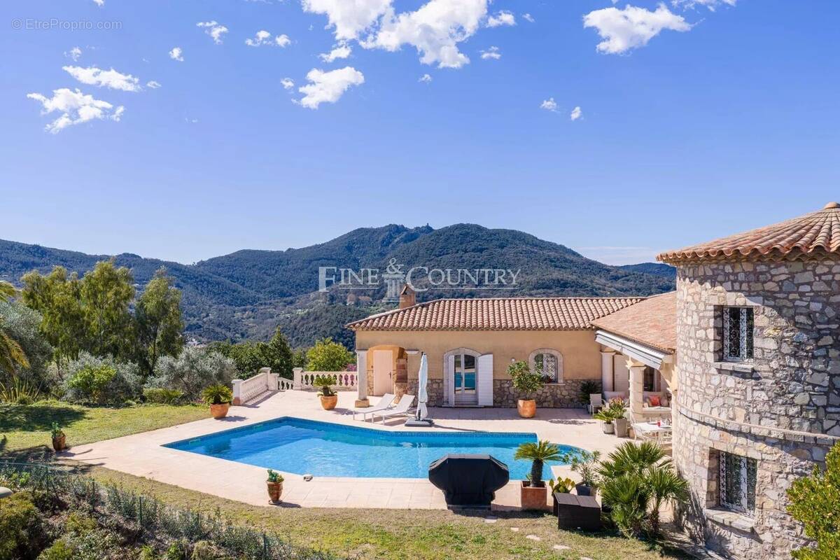 Maison à LES ADRETS-DE-L'ESTEREL