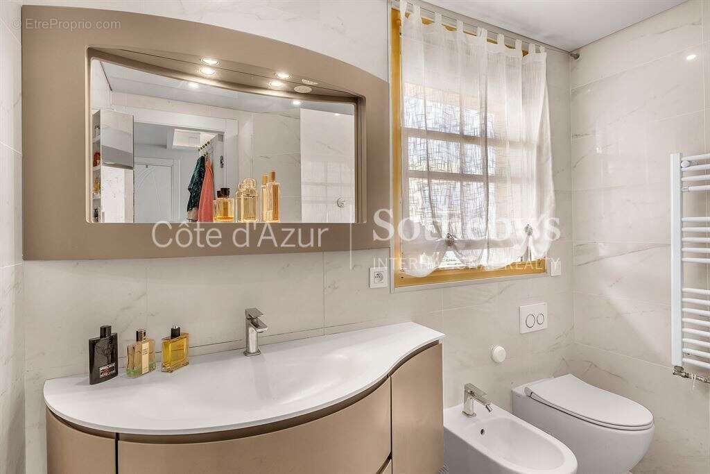 Appartement à MENTON