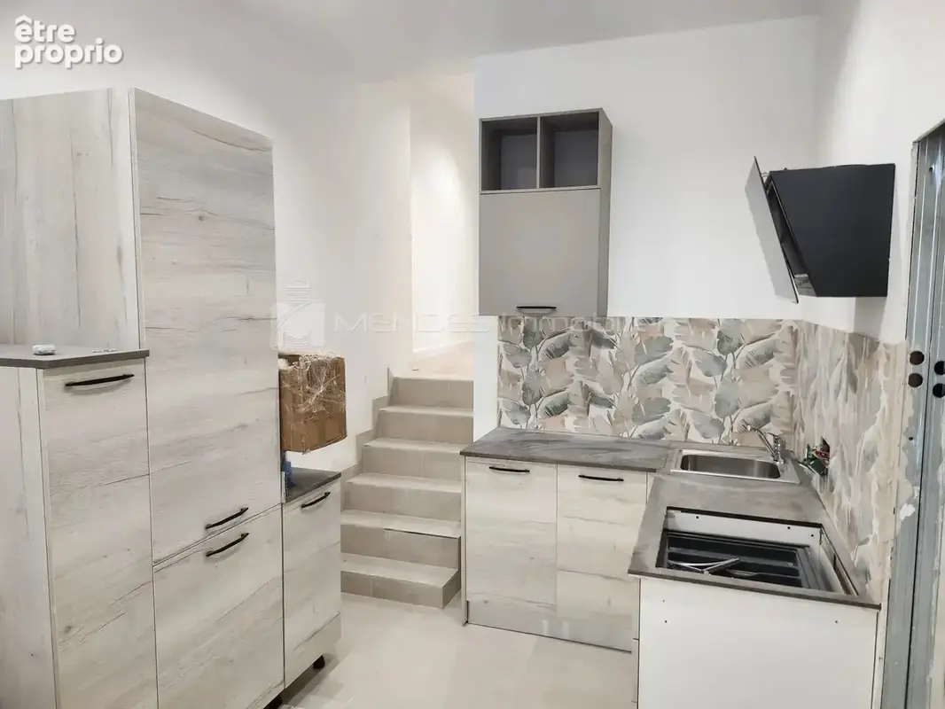 Bel appartement 3 pièces rénové à Sospel - photo 1