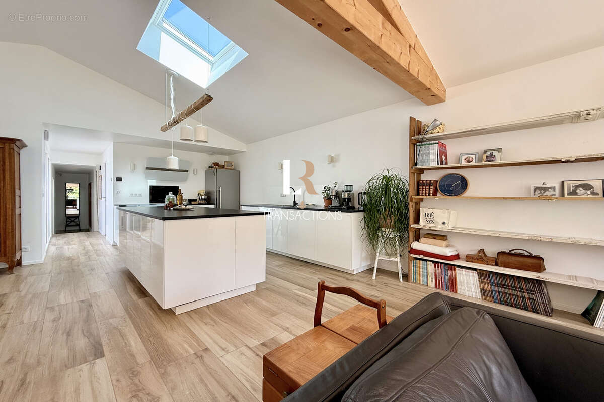 La Genette - Maison de Plain-pied avec quadruple garage - photo 8