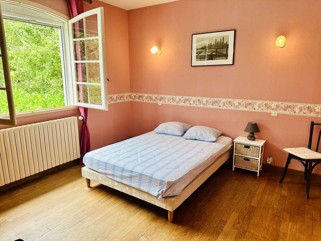 Maison à TOUR-DE-FAURE