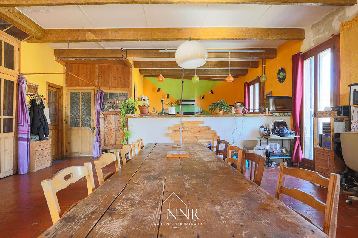 Maison à SAINT-FELIX-DE-LODEZ