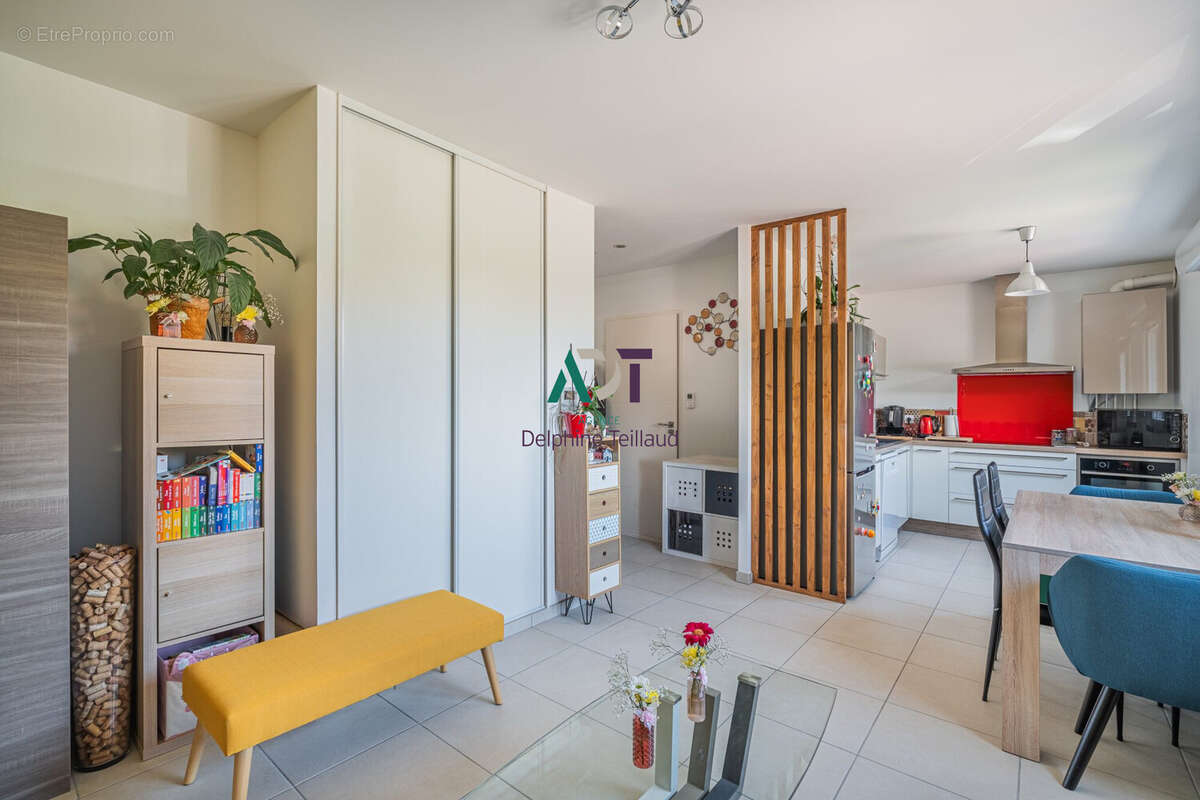 Appartement à FROGES