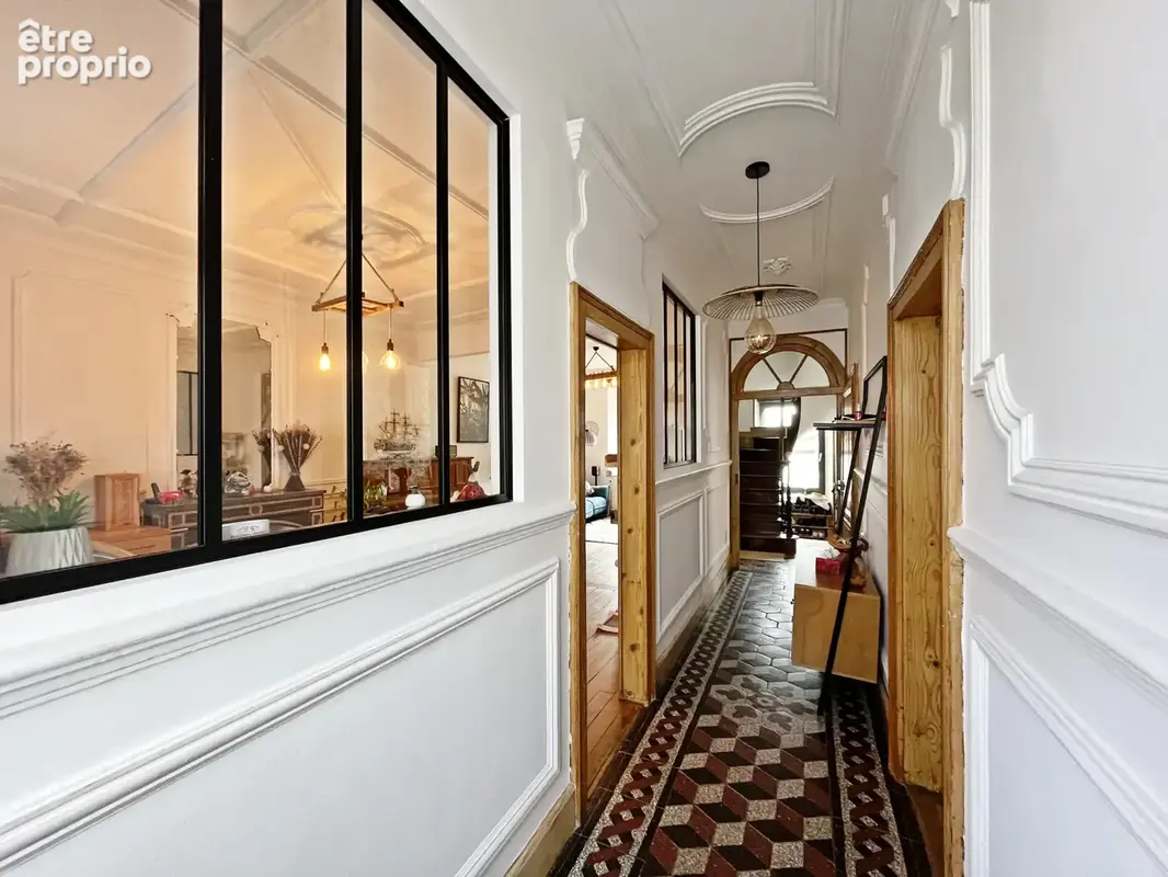 Maison bourgeoise, 200m2 habitables, terrasse et jardin - photo 3