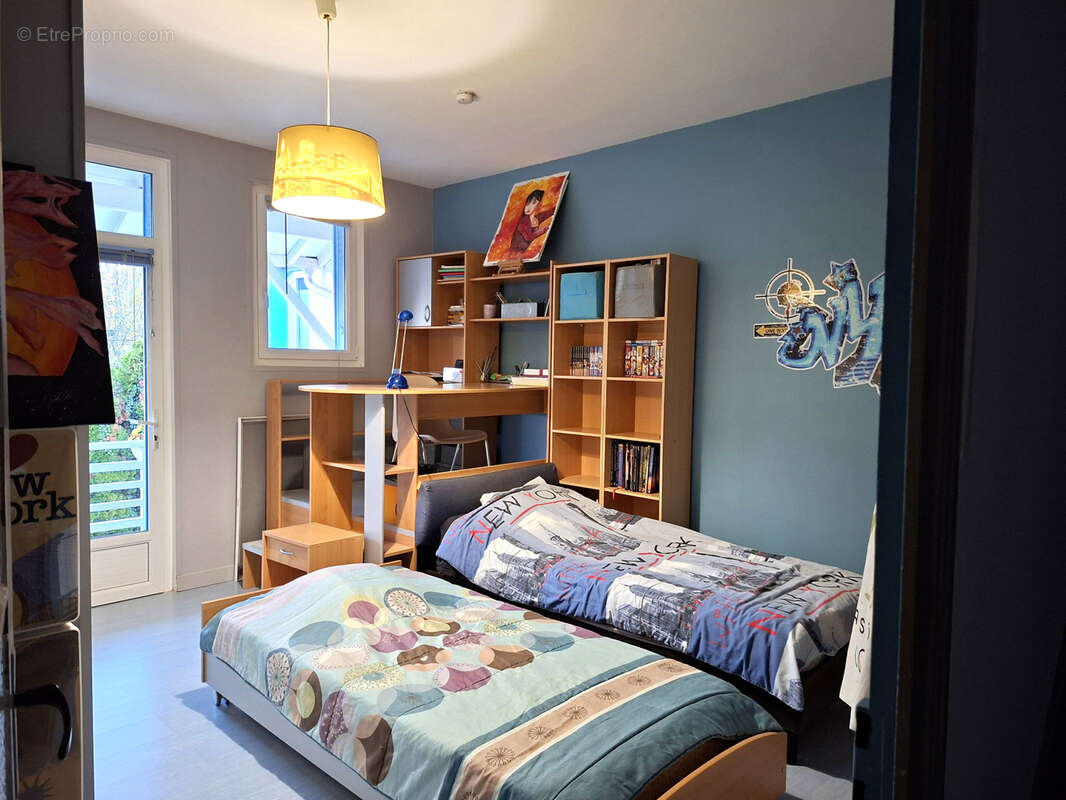 Maison à SAINT-ASTIER