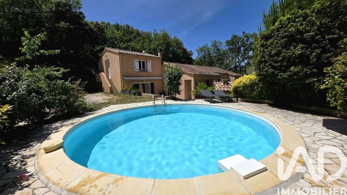 Photo 2 - Maison à ROCHEGUDE