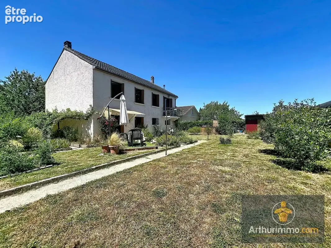 Maison à SIORAC-EN-PERIGORD