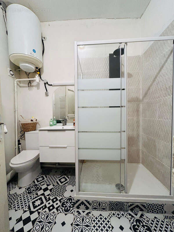 Appartement à MARSEILLE-2E