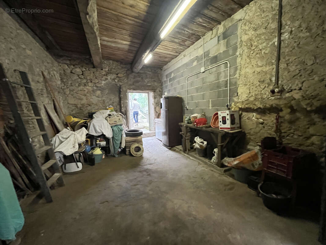 Autre à SAINT-LAURENT-DE-LA-CABRERISSE