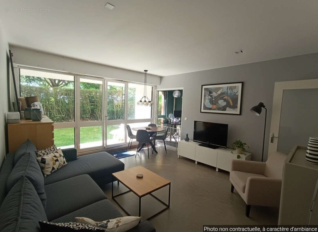 Appartement à LES ULIS