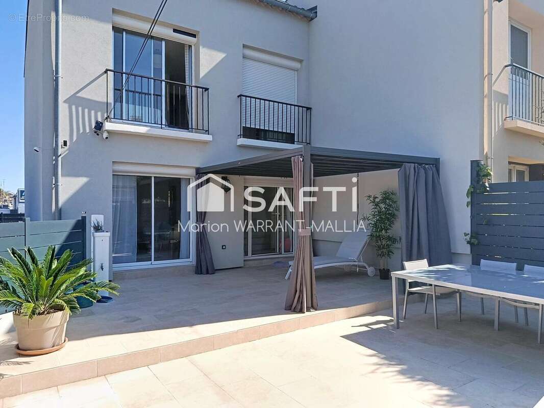 Photo 2 - Maison à SAINT-RAPHAEL