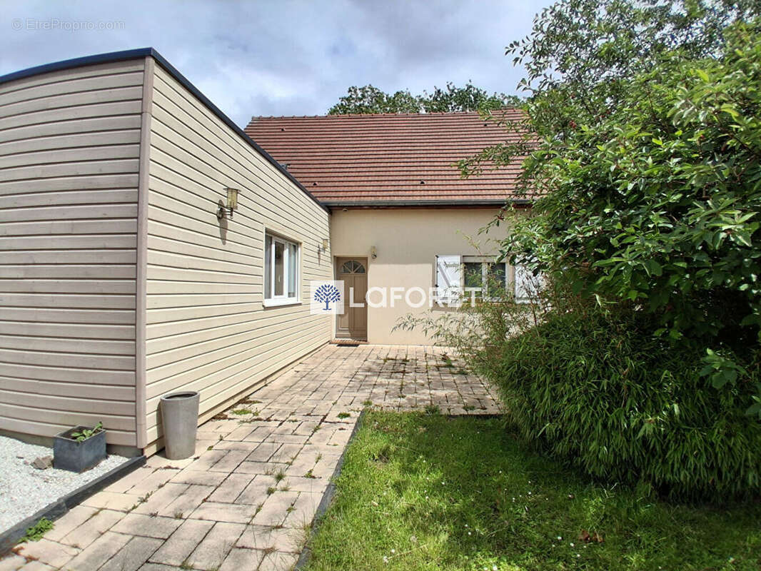 Maison Grentheville 7 pièce(s) 205 m2 - photo 11