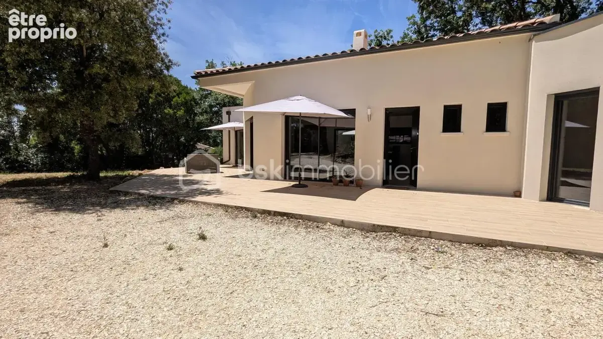 Maison à VIOLS-EN-LAVAL