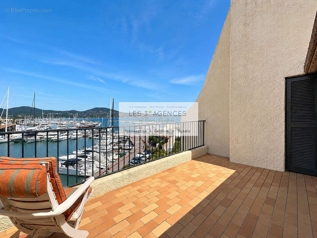 Appartement à COGOLIN