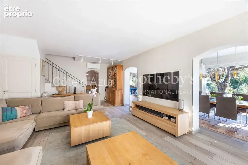 Peymeinade, villa avec vue dégagée sur Cabris, 7 suites, piscine et équipements loisirs - photo 14