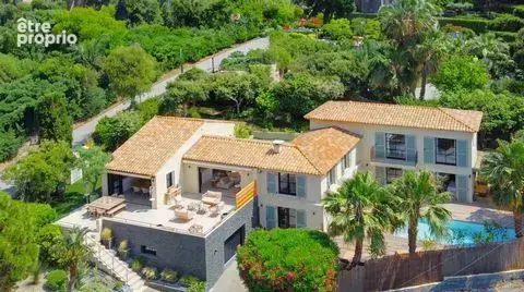 Maison 6 pièces 270 m² · à Gassin · 270 m² · 5 800 000 €