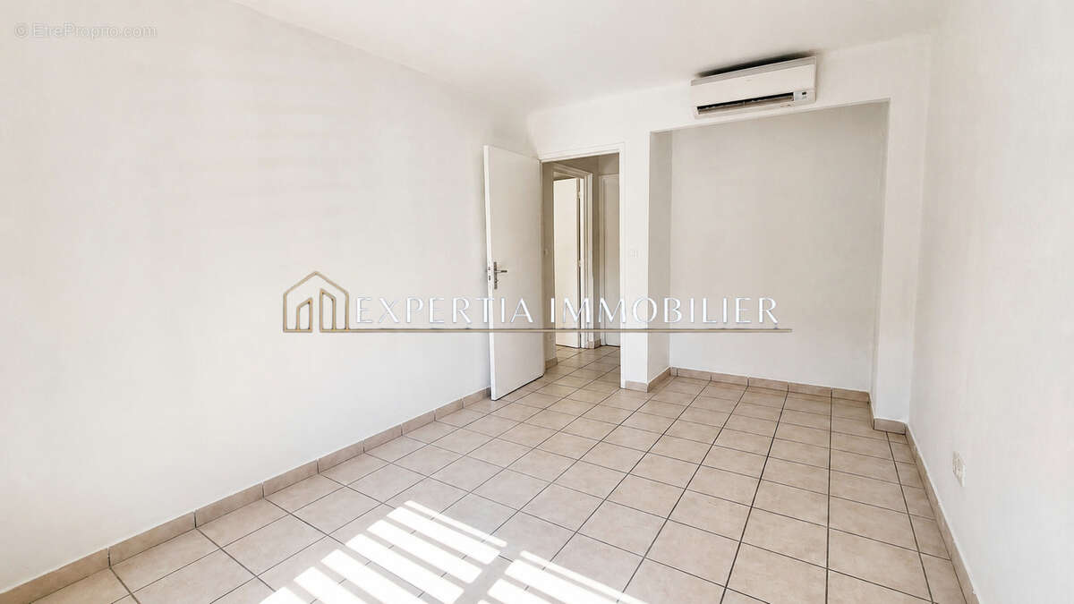Cayenne : grand appartement avec terrasse à acheter - photo 5
