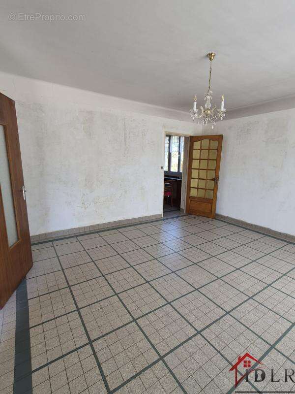 Maison de 140 m sur une surface de 2600 M - photo 3