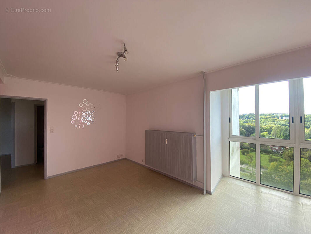 Appartement à AUDINCOURT
